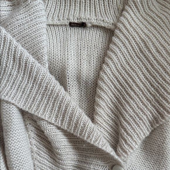 Eris Knit Cozy Cream Sweater Medium Wool Blend - Picture 5 of 8